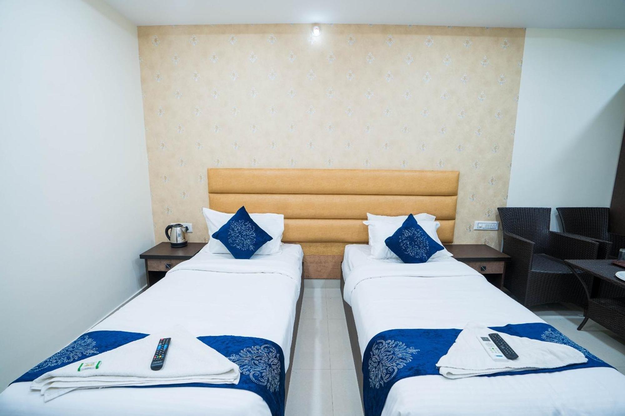 Hotel Accor Inn Bangalore Bagian luar foto
